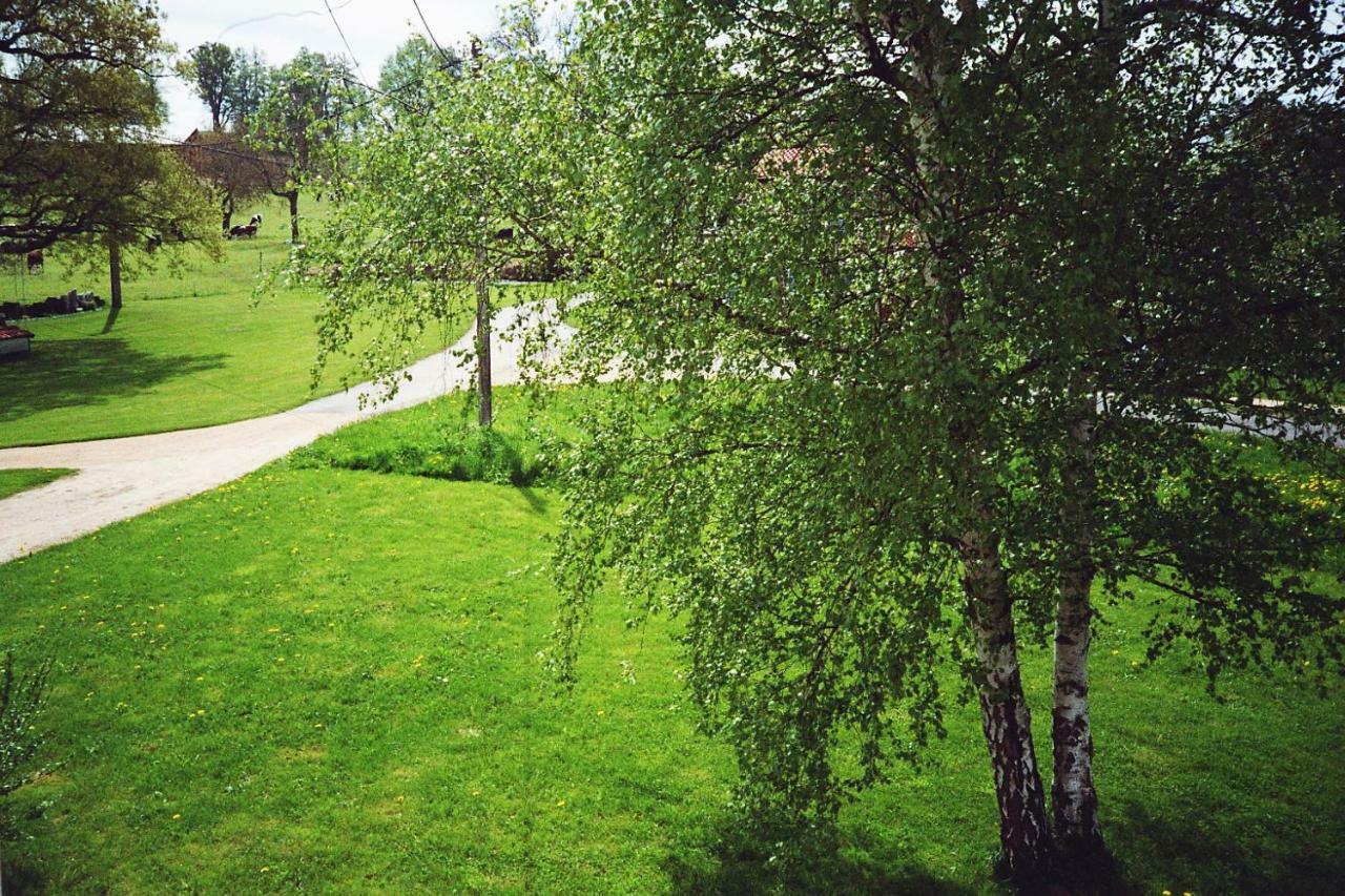 Chantacalme Montboissier  Extérieur photo